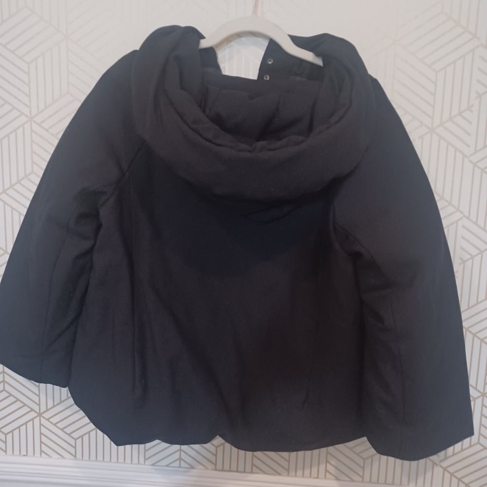 Coat - Picture 3 of 4